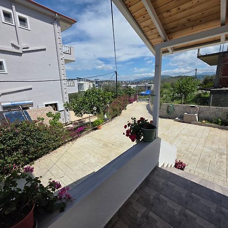 Guesthouse Veliaj Ksamil Exterior foto