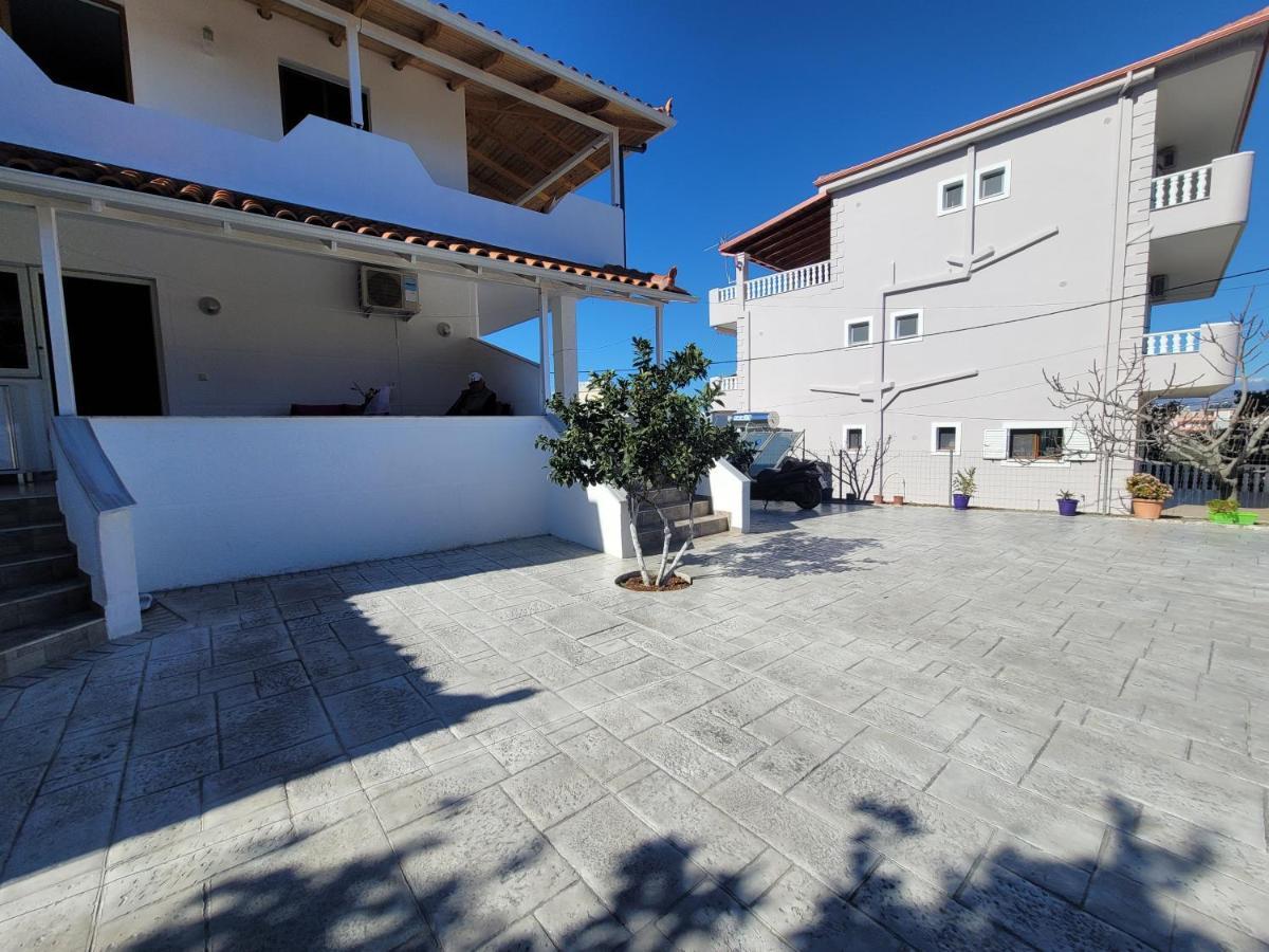 Guesthouse Veliaj Ksamil Exterior foto